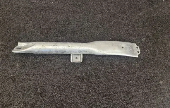 Radiator support slam panel bracket