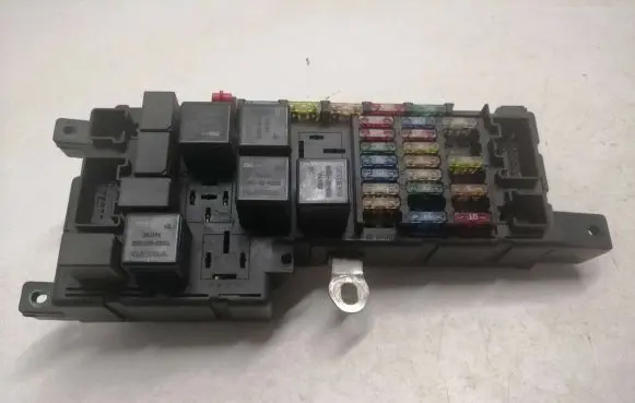 Volvo S60 Fuse module 8678449