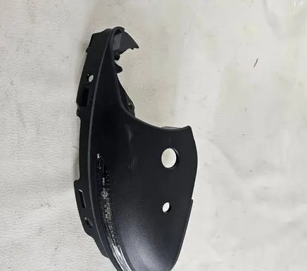 Renault Megane IV Plastic wing mirror trim cover 963053102R
