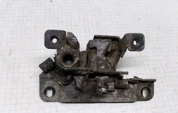 Skoda Fabia Mk1 (6Y) Engine bonnet/hood lock/catch 6Y0823509B
