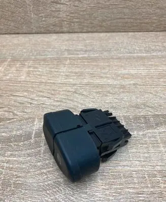 Renault Scenic I Windscreen/window heater switch 841243B