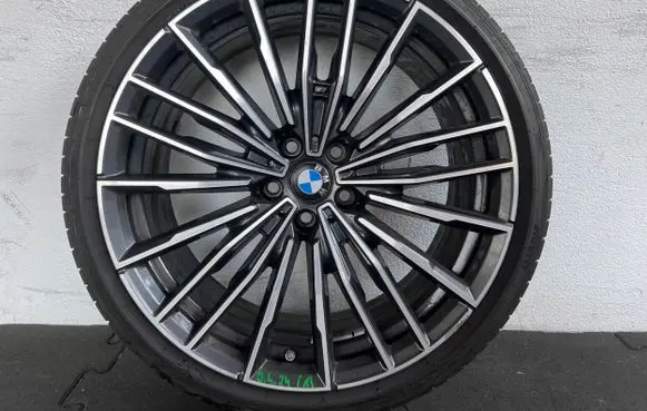 BMW 8 G14 R20 alloy rim 8072025