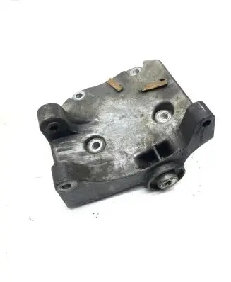 Jaguar XK8 - XKR Generator/alternator bracket NCA8300AA