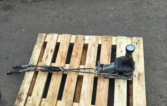Seat Alhambra (Mk1) Gear shifter/selector 7M3711049B 480397190