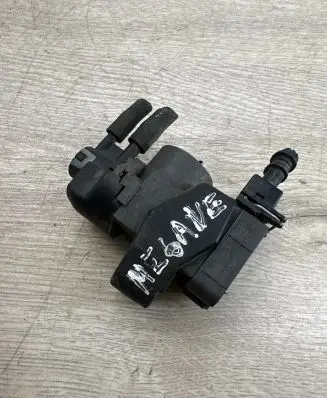Renault Megane III Turbo solenoid valve 149568021R