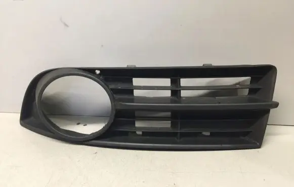 Volkswagen Caddy Front bumper lower grill 1T0853665A