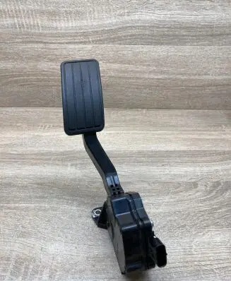 Subaru Outback (BS) Accelerator throttle pedal 1988009420 36010AL020 07S31C00046