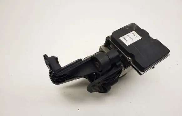 Mercedes-Benz E W212 ABS Pump a2124313512