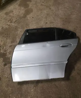 BMW 7 E38 Rear door