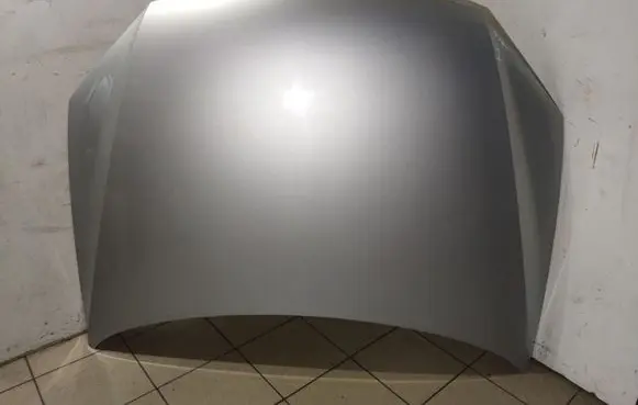 Volkswagen Touareg II Engine bonnet/hood