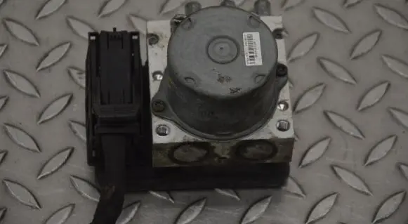SsangYong Tivoli ABS Pump 4892035000