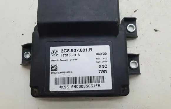Volkswagen PASSAT B6 Airbag control unit/module 3C8907801B