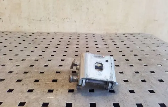 Citroen C4 I Picasso Front door upper hinge