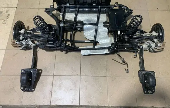 Skoda Octavia Mk4 Rear subframe 5WA505315 11745