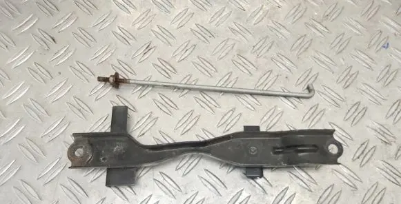 Toyota Auris E180 Battery bracket 