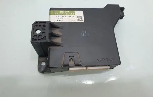 Toyota Auris 150 Air conditioning/heating control unit 8865002410