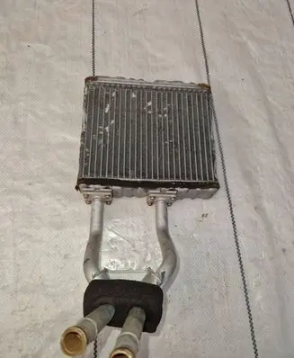 Nissan Patrol Y61 Heater blower radiator