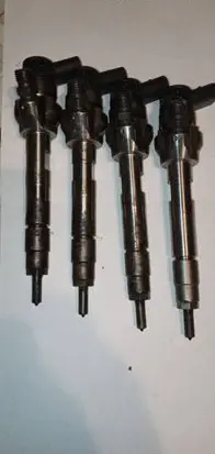 Fuel injectors set