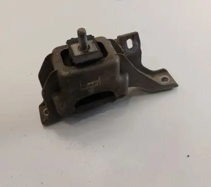 Mini Cooper Countryman R60 Engine mount bracket 6782374