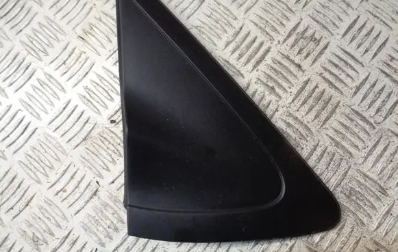 Mazda 2 Fender trim (molding) D65169155