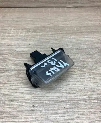 Toyota Yaris Verso Number plate light FEKAOD76