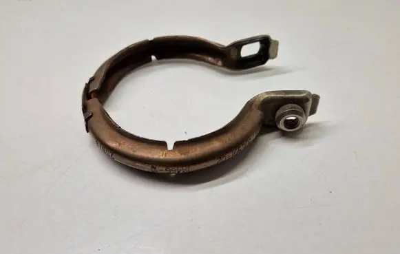 BMW 1 E81 E87 Muffler pipe connector clamp 7806991