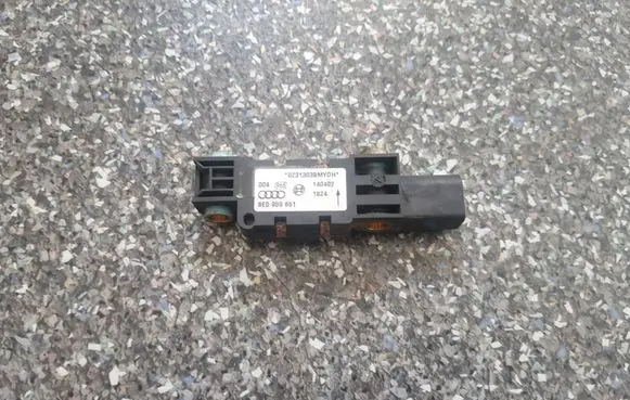 Audi A4 S4 B6 8E 8H Airbag deployment crash/impact sensor