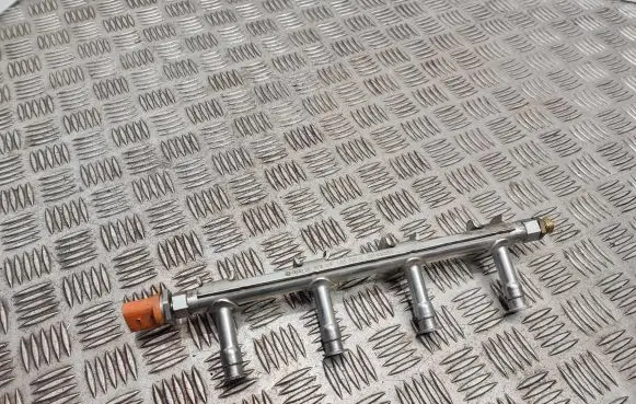 Seat Altea Fuel main line pipe 03F133320C 201430253