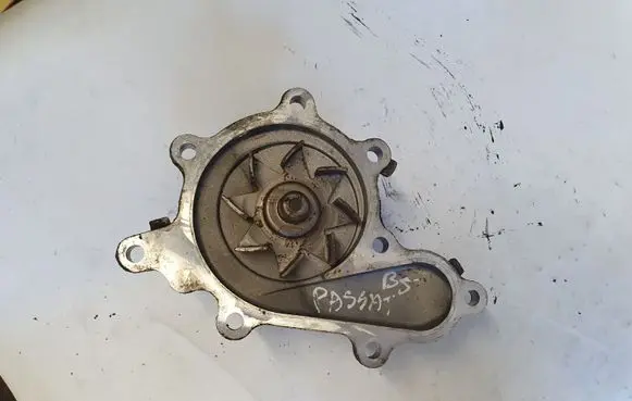 Nissan X-Trail T30 Water pump NOCODE