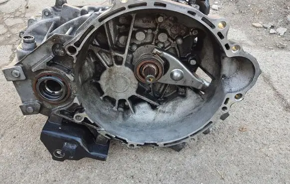 KIA Sportage Manual 5 speed gearbox
