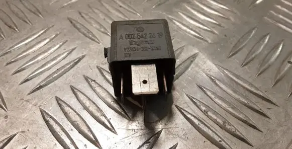 Mercedes-Benz ML W163 Other relay A0025422619