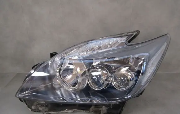 Toyota Prius (XW30) Headlight/headlamp 005341