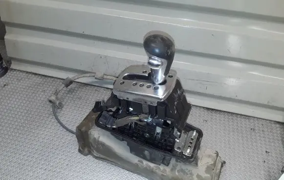 Audi A8 S8 D3 4E Gear shifter/selector 4E1713041BH