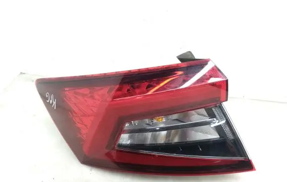 Skoda Karoq Rear/tail lights 57A945207