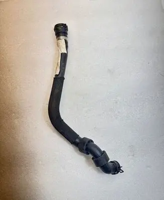 Mercedes-Benz GLE AMG (W166 - C292) Engine coolant pipe/hose A1665008175