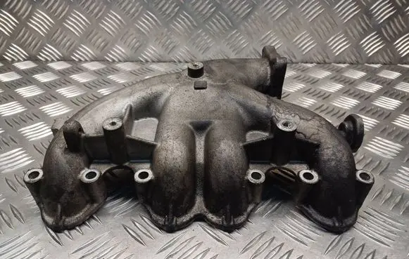 Volkswagen PASSAT B6 Intake manifold 03G129713
