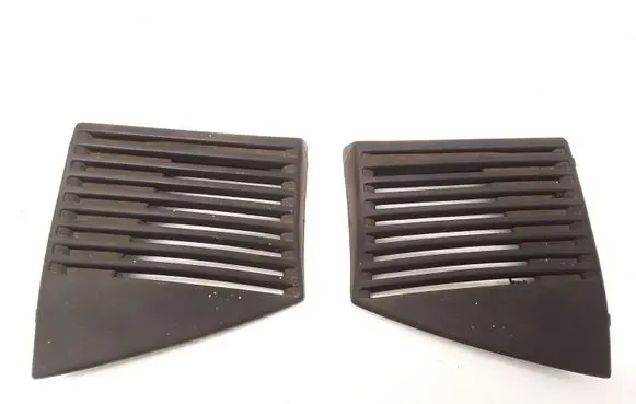 Volkswagen Golf II Front door speaker cover trim 191857209 191857210