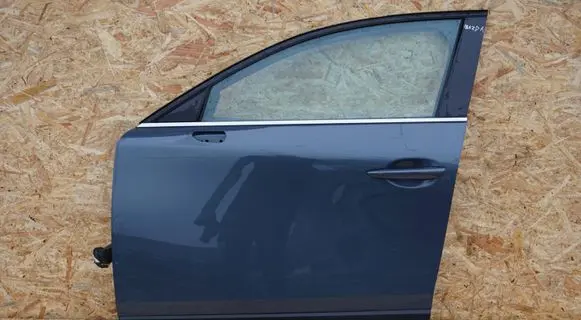 Mazda CX-30 Front door DRWI1819