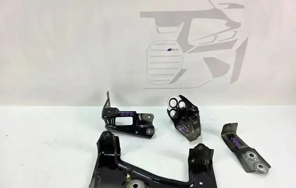 BMW X7 G07 Fender mounting bracket 