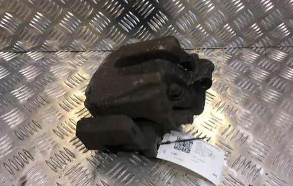 BMW 5 F10 F11 Front brake caliper 6024330