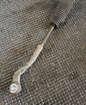 Mercedes-Benz SLK R172 Steering tie rod A2043380615