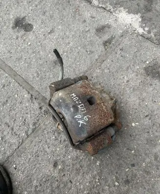 Mazda 6 Front brake caliper