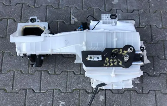 Citroen DS7 Crossback Interior heater climate box assembly 
