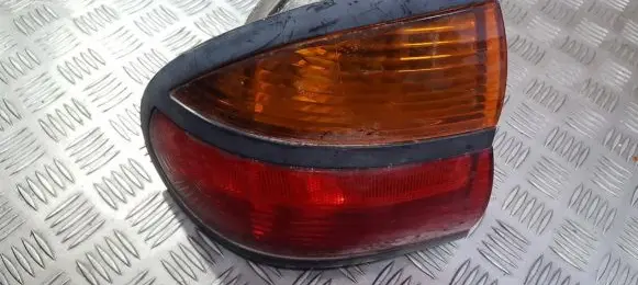 Renault Laguna I Rear/tail lights 89306890