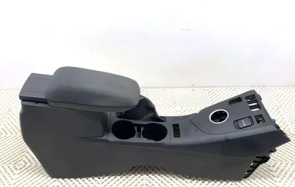 Toyota Auris E180 Center console 58910-02160