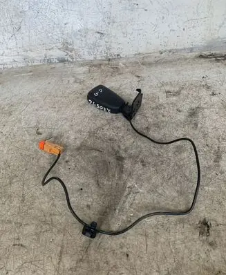 Volvo V50 Rear seatbelt buckle 80780607