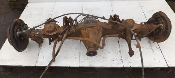Toyota Land Cruiser (J200) Rear axle beam 