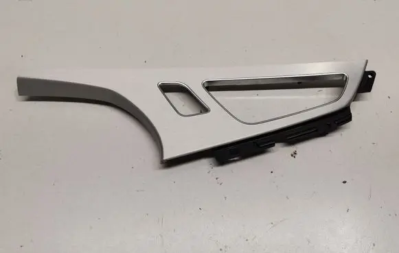 Audi Q7 4M Front door trim bar 4M0867102L