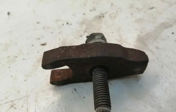 Citroen Jumper Fuel Injector clamp holder 920201