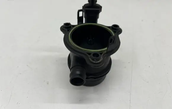BMW 1 F20 F21 Mass air flow meter 7638457 8637897
